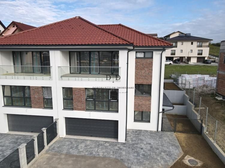 Vânzare Casă Unifamilială Cuplată | Acces privat | Tehnologii premium - Poză 1