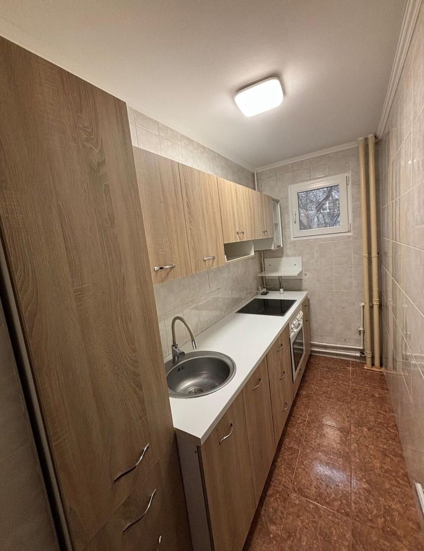 GARSONIERA DRISTOR, BUCATARIE INCHISA, MOBILAT SI UTILAT MODERN - Poză 4