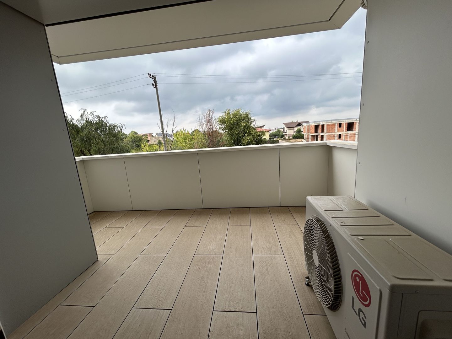 PRIMA INCHIRIERE | CORTINA PIPERA | PARCARE SUBTERANA | TERASA - Poză 31