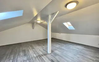 Casă superbă de închiriat în Gruia zona străzii Vânătorului - Poză 19