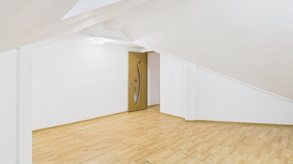 Apartament 1 cameră cu balcon și pod compartimentat | Dâmbovița, Timiș - Poză 11