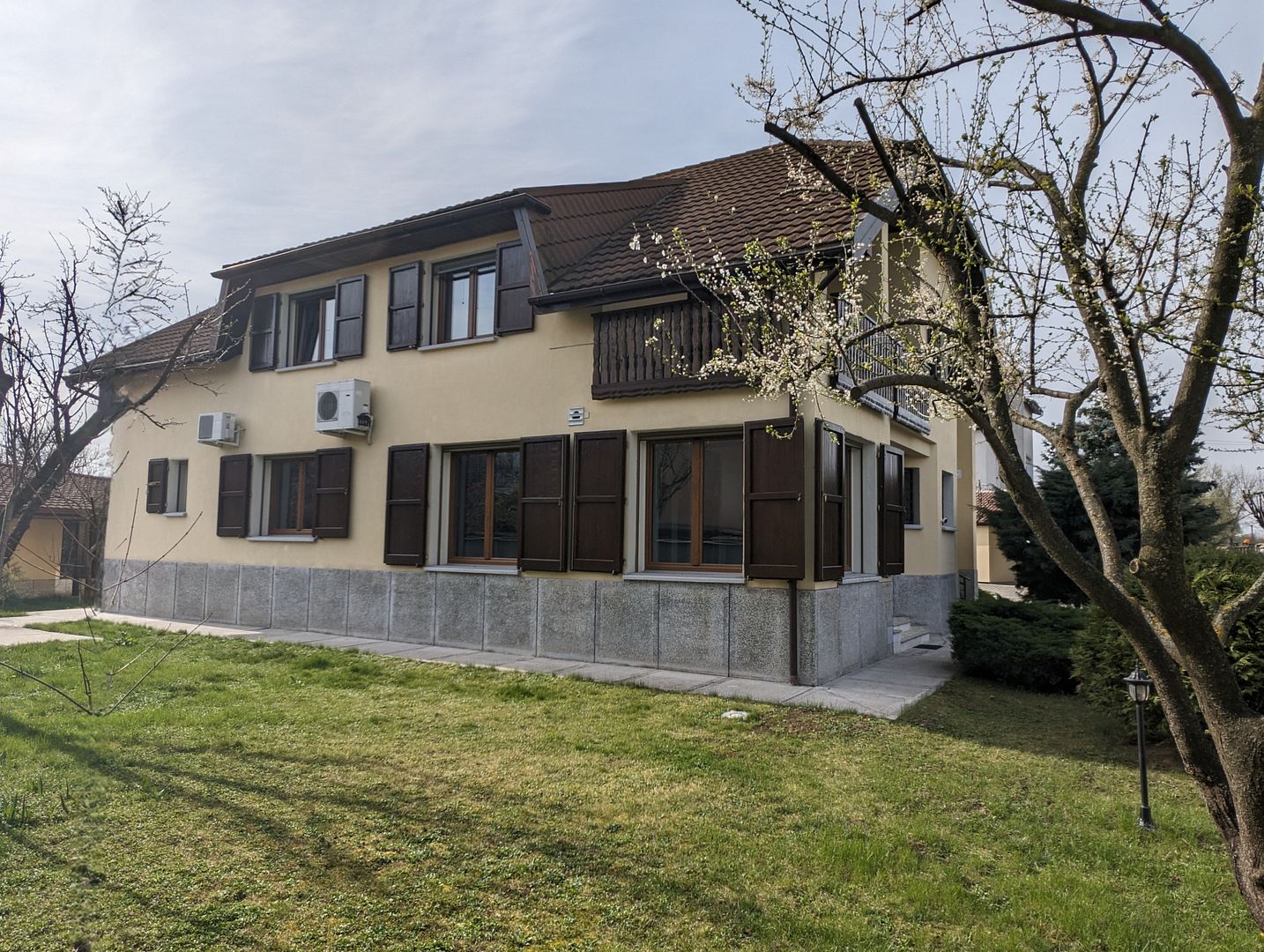 Vila cu design italian intalneste echipamentele germane - Poză 20