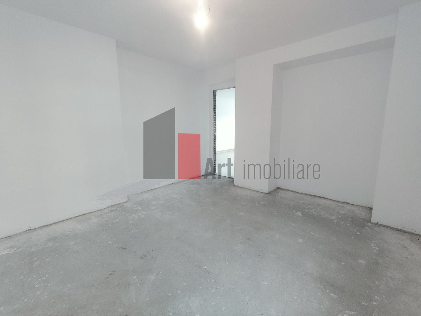 Apartament cu 3 camere de vanzare in Confort City - Poză 2