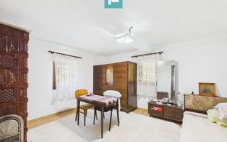 Casă cu teren 2877 mp, orașul Ineu - Poză 14