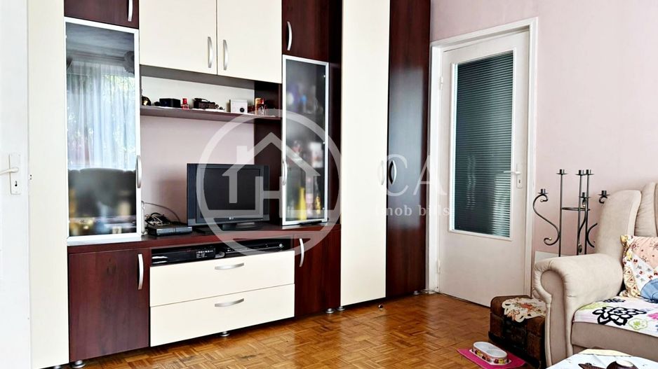 Apartament cu 2 camere de vanzare in zona Rogerius, Oradea - Poză 2