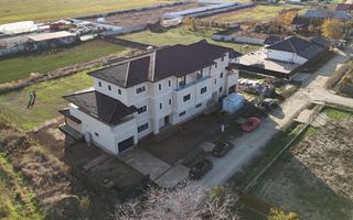 Case cu suflet – 455 mp utili + teren 1.000 mp Bălăceanca - Poză 3