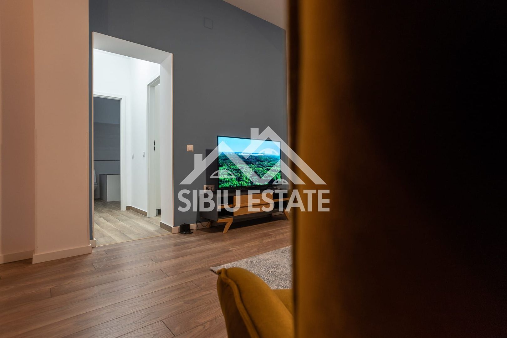 Apartament de inchiriat 3 camere cu grădină-Zona Calea Cisnadiei - Poză 17