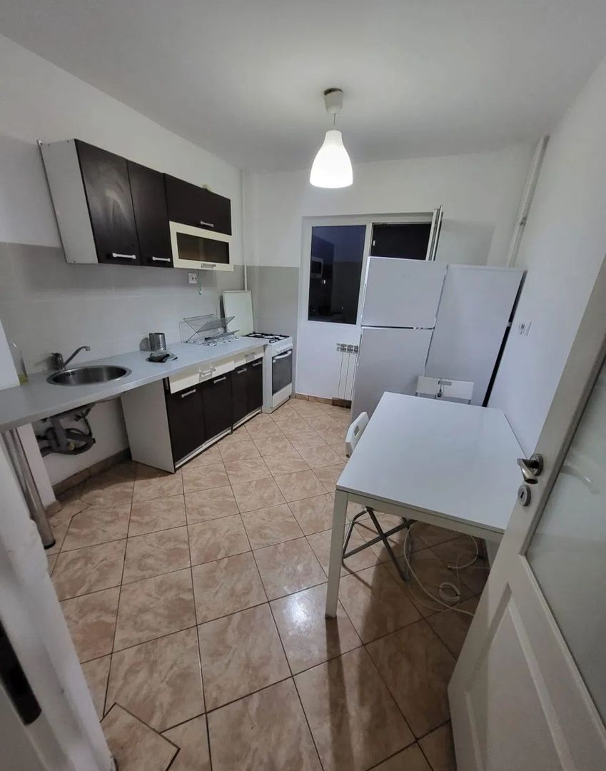 Apartament  3 camere de vanzare Gorjului - Poză 4