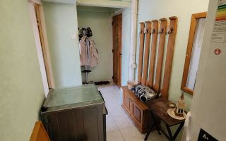 Apartament 3 camere, Zona Dacia   luminos, liniștit, cu vedere spre spațiu verde - Poză 3