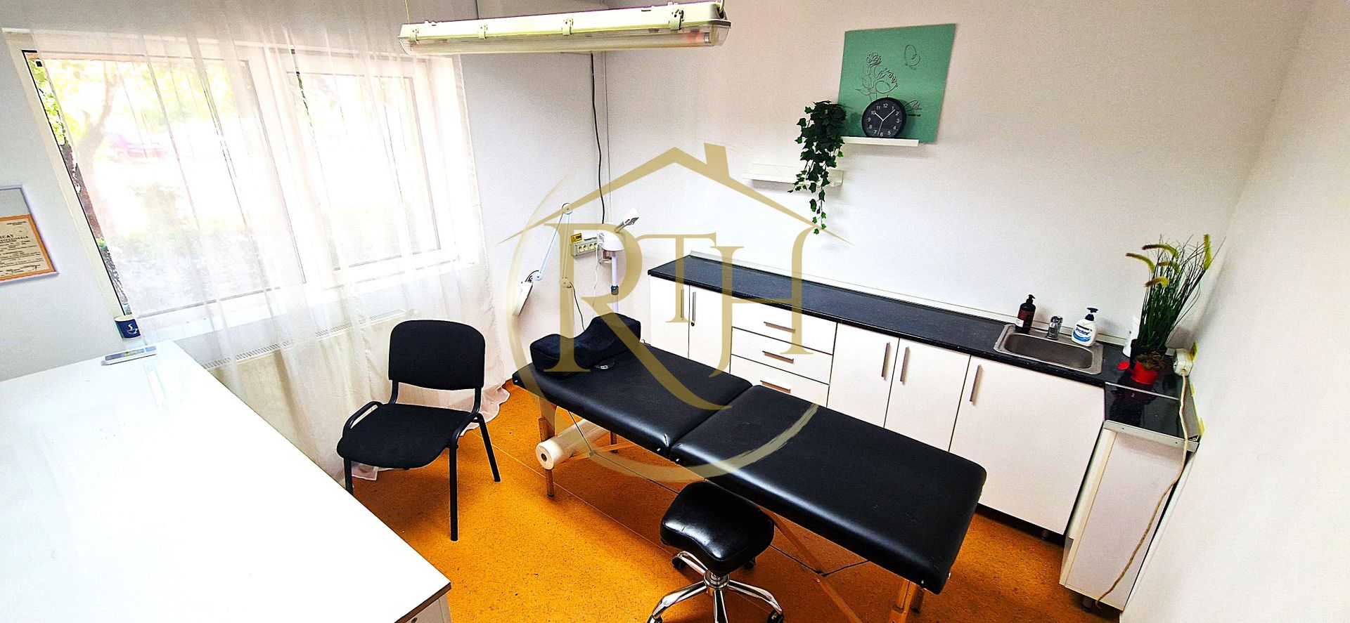 Oferim spre vanzare afacere la cheie,salon infrumusetare si masaj - Poză 8