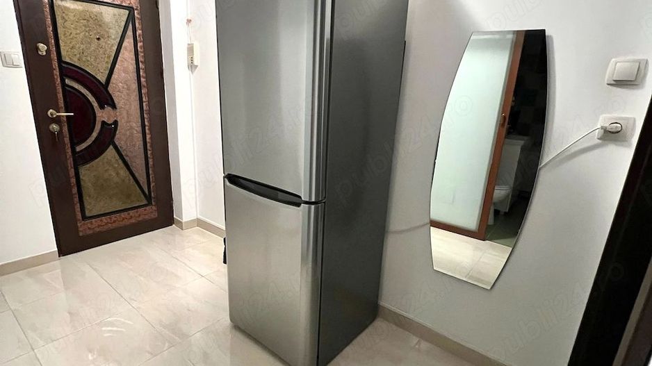 Apartament 2 camere, semidecomandat, zona Dacia, etaj 3 4, renovat, mobilat și utilat - Poză 7