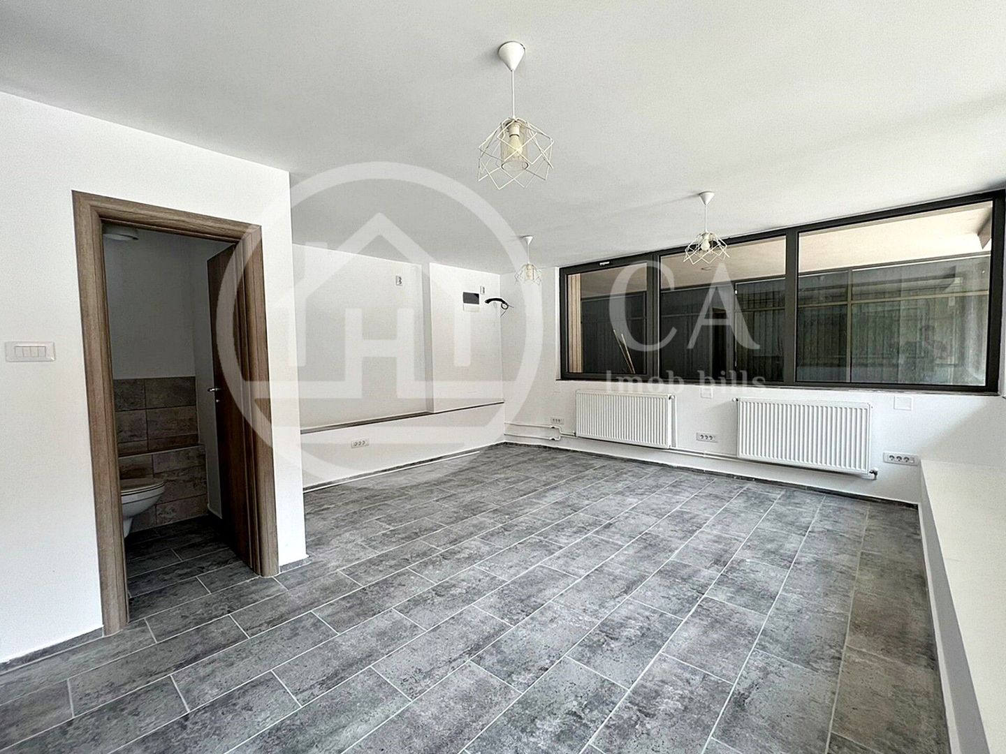 Spatiu comercial de inchiriat ultracentral, Oradea - Poză 3