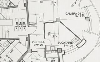 Apartament cu 3 camere - zona semicentrala - Poză 4