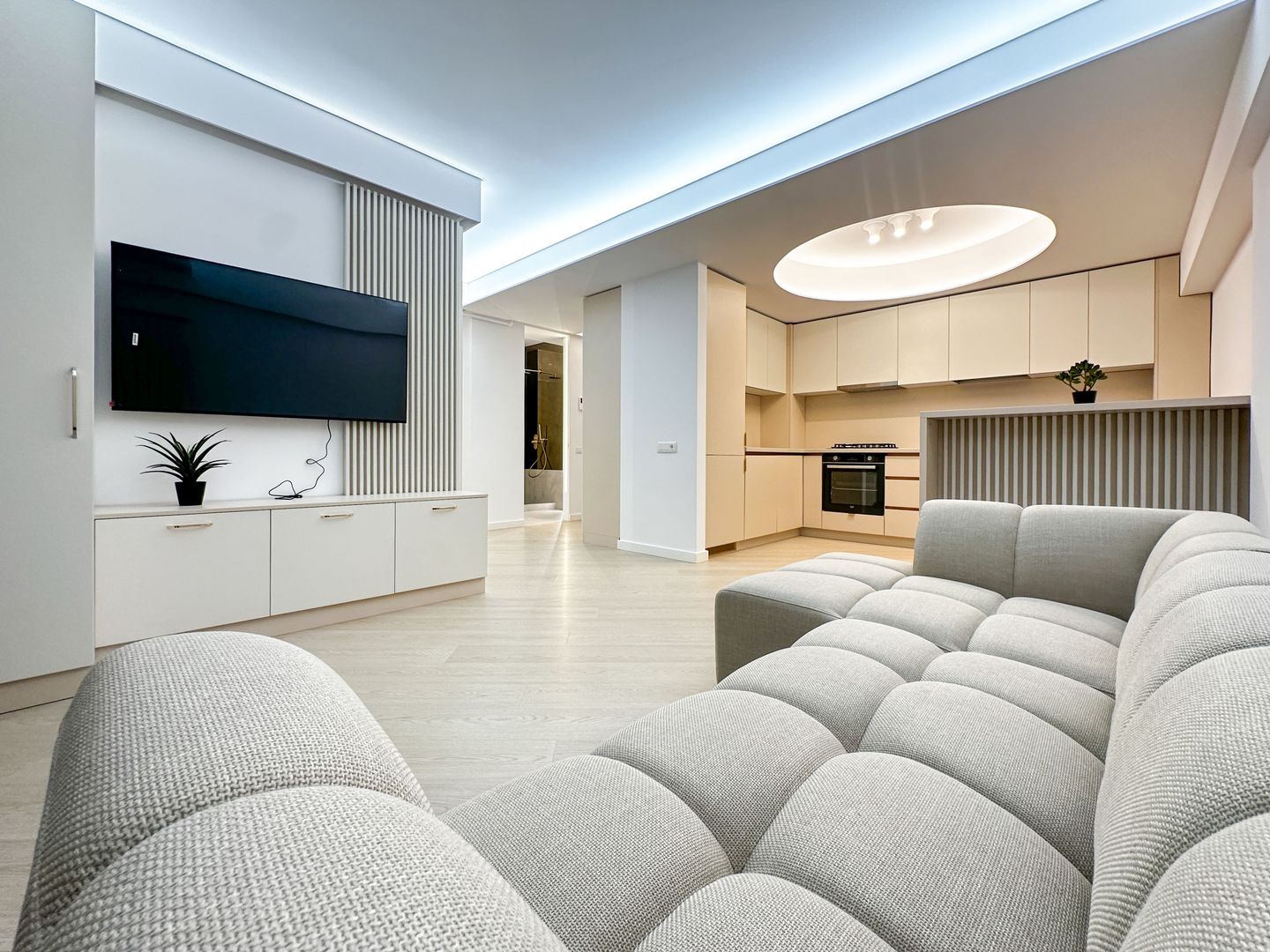 3-Bedroom Apartment | Parking | Wellness I 24/7 security - Poză 3