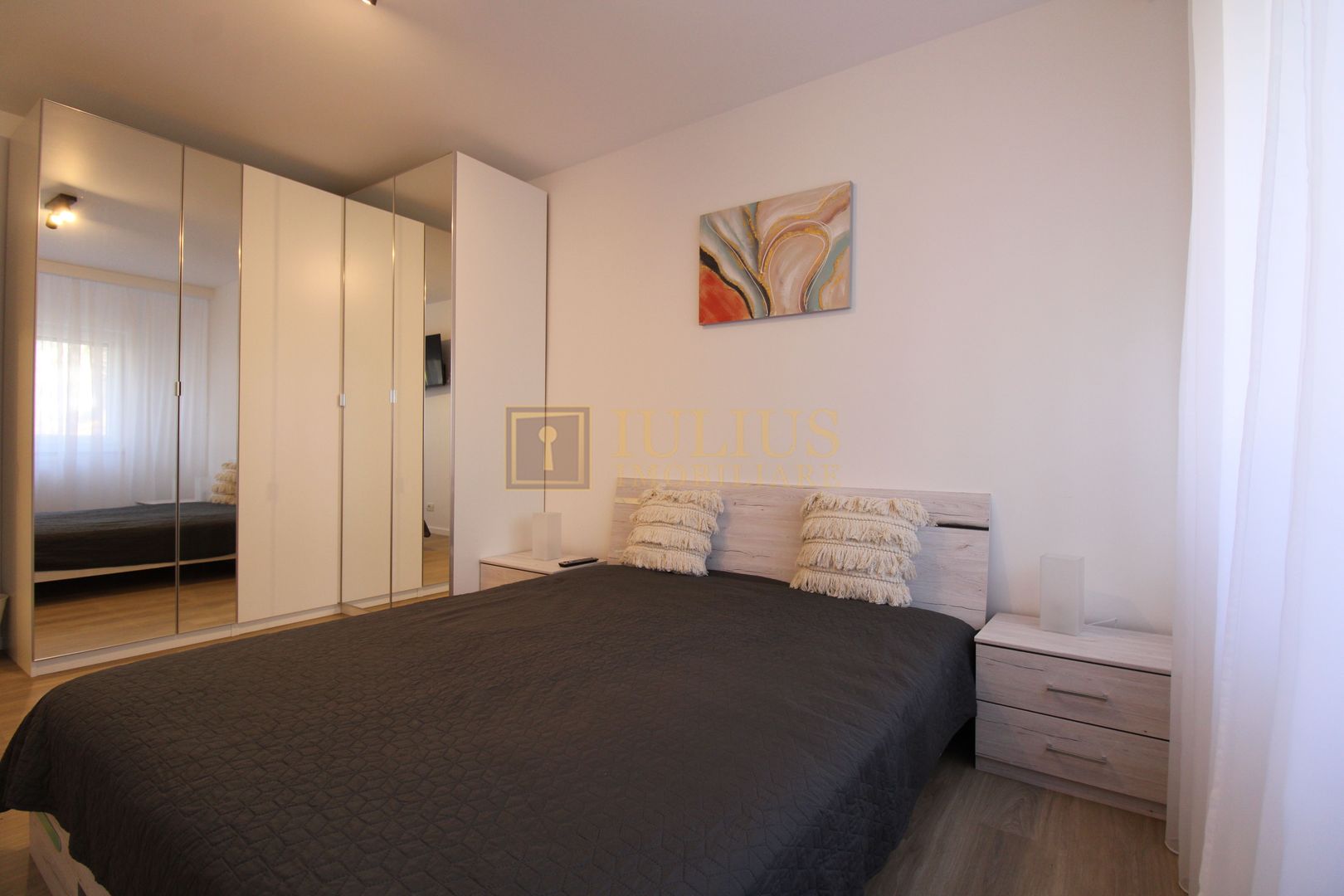 3 camere; Iulius Mall; centrala proprie, CTR. Inclus. - Poză 5