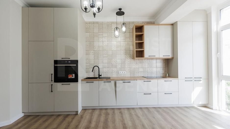 Vânzare, apartament, 1 cameră + living, strada Ion Dumeniuc, Ciocana - Poză 1