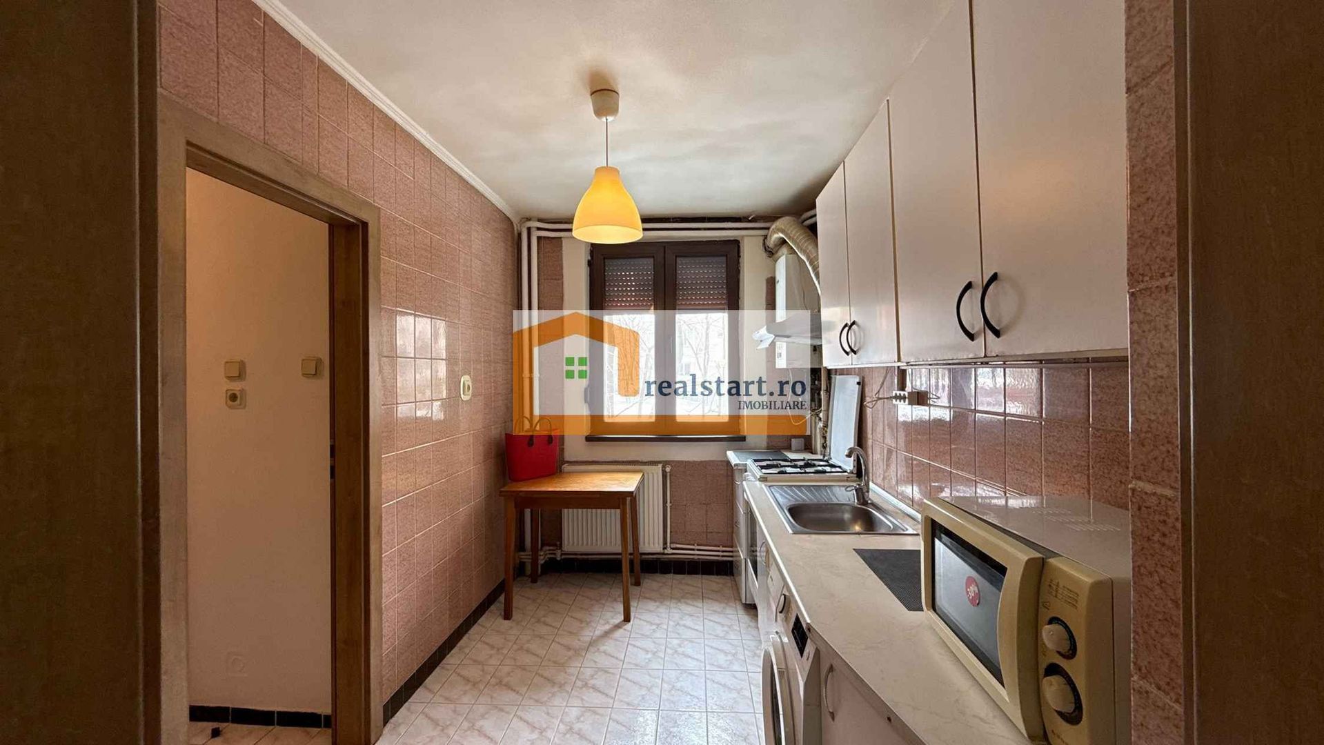 Parter Inalt, langa Mall Park Lake, Metrou Dristor, Piata, Centrala termica, - Poză 2