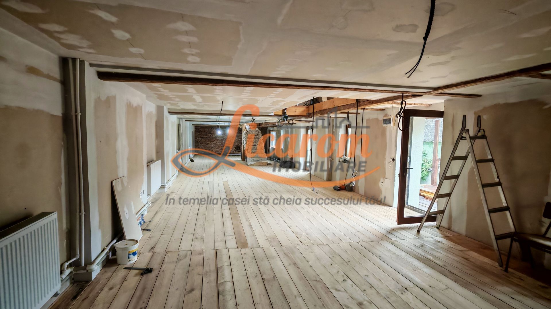 CASA SASEASCA comuna VULCAN,zona foarte buna,teren 3000 mp - Poză 25