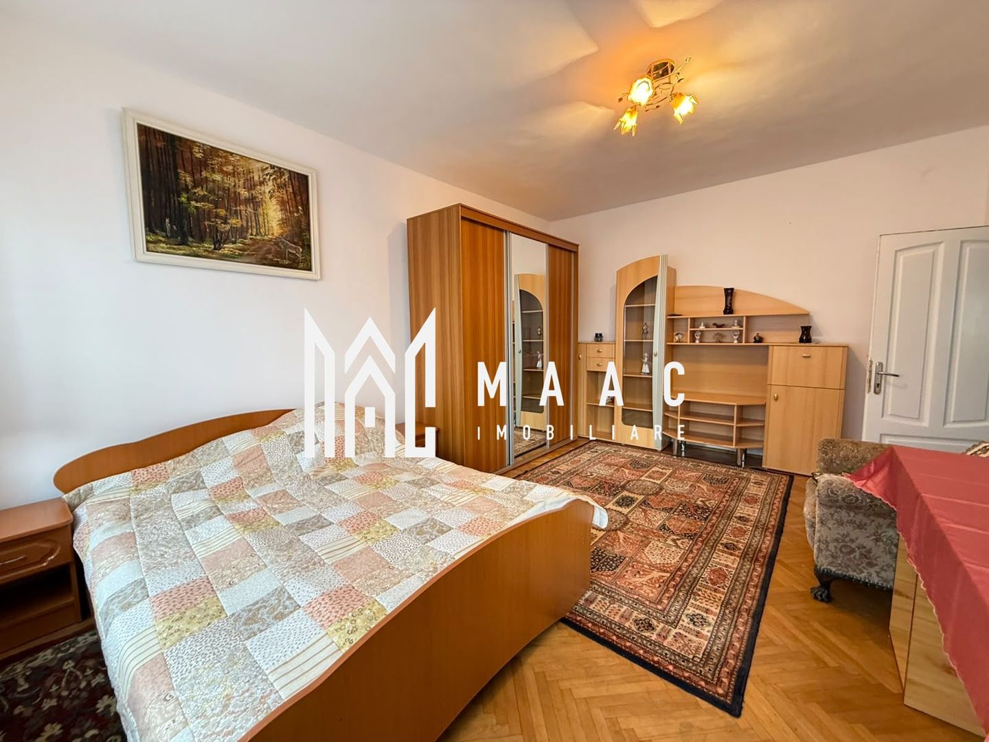Apartament 4 camere | Curte | 3 bai | 4 balcoane | Strand - Poză 2