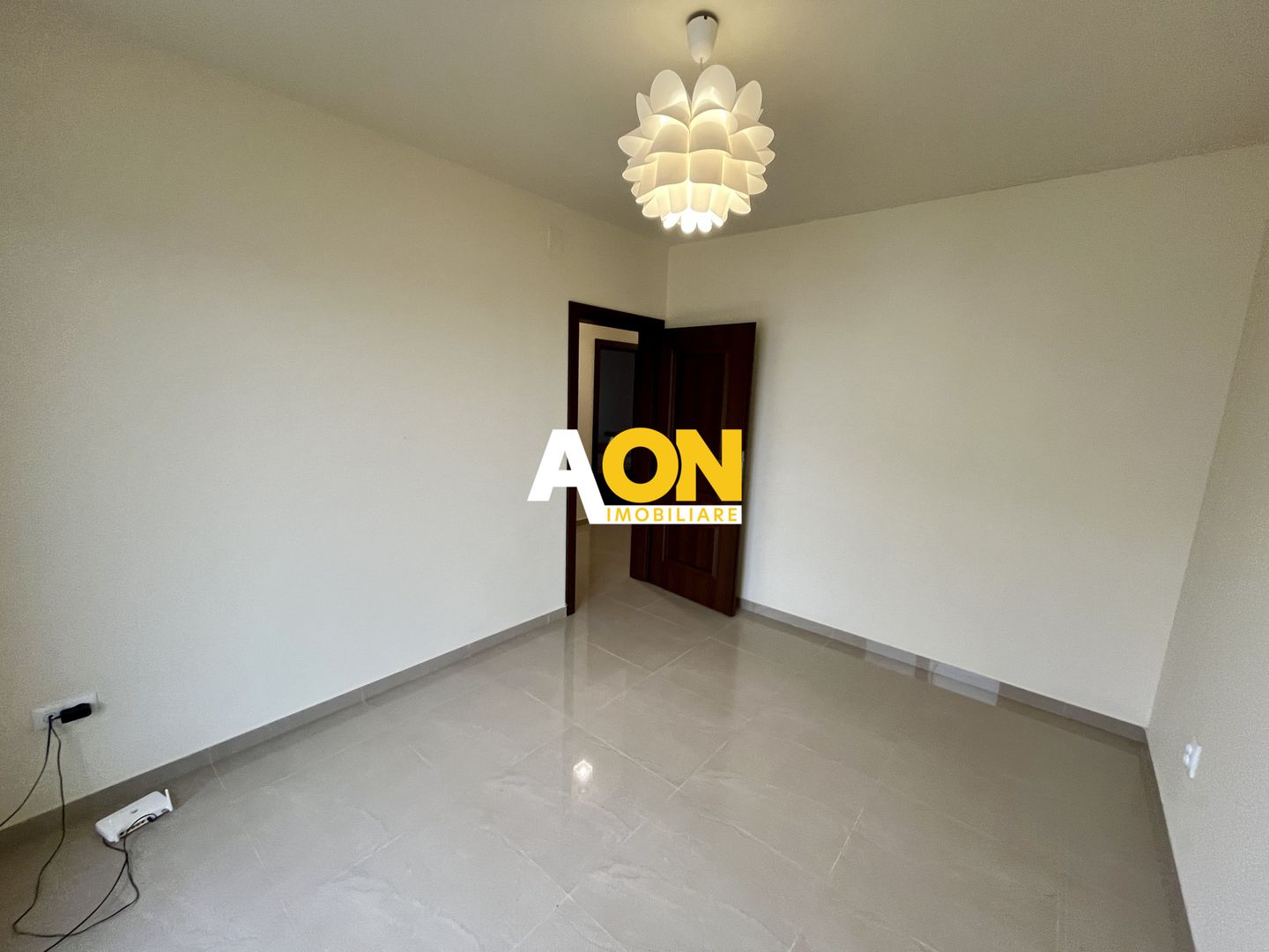 Casă Individuală, 4 Camere, Zona Alba - Micești - Poză 11