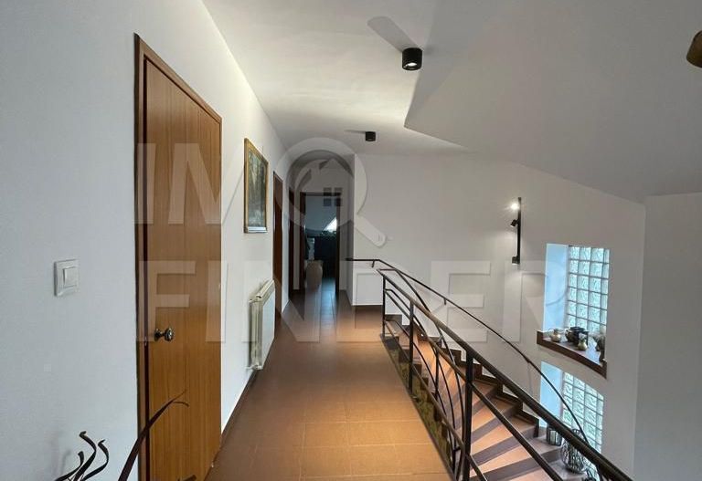 Vânzare casă Gheorgheni,  293 mp utili, 500 mp teren - Poză 8