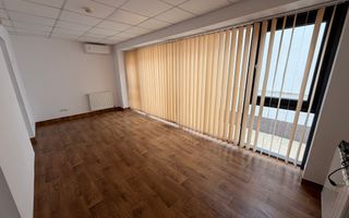Clădire Multifuncțională 800 mp | Renovată 2024 | Ideală pentru Clinică, Birouri - Poză 15