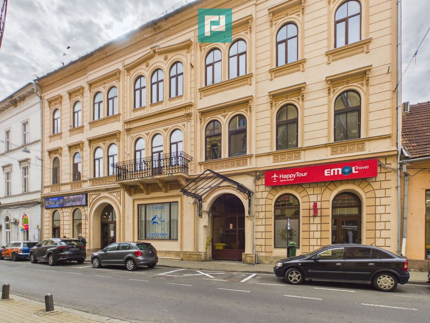 Apartament cu 4 camere – Zona Centrală - Poză 1