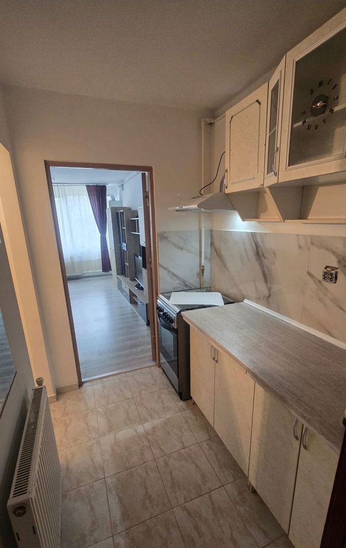 Închiriez garsoniera Tineretului - Poză 5