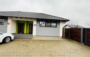 BG132-Apartament 2 camere,curte privata,terasa-Giroc