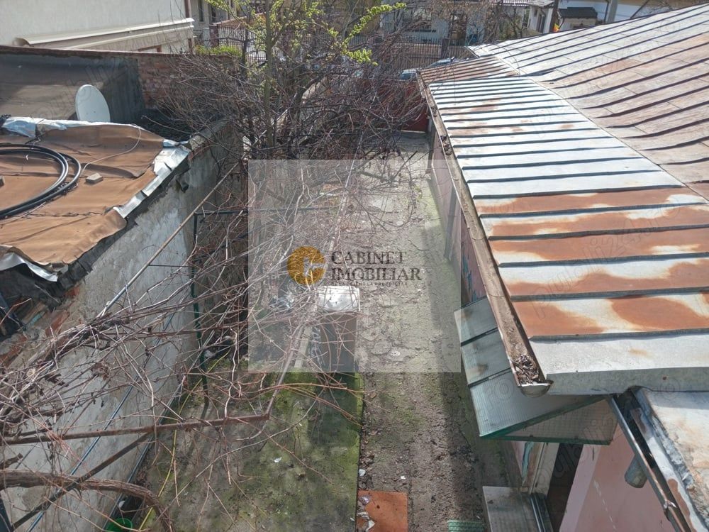 Vânzare 2 Case în Domenii – 246 mp Teren, Locație Excelentă - Poză 4