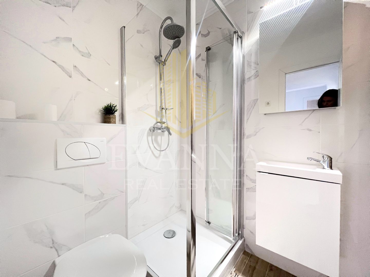 De inchiriat | 3 camere | 65 mp | Zona Ultracentrala - Str. Hortensie - Poză 8