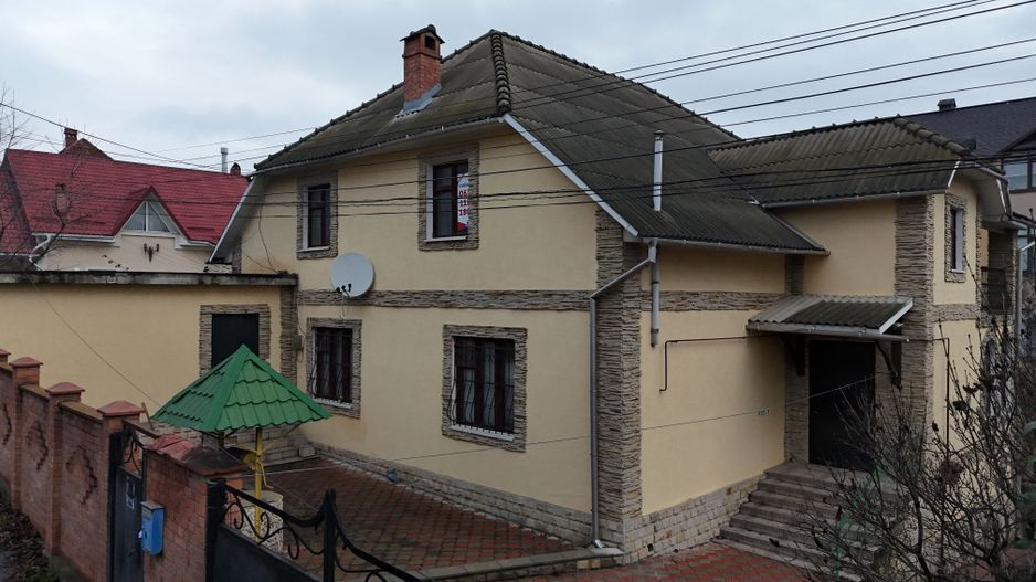 Casă  în 2 nivele - Durlești - Poză 21