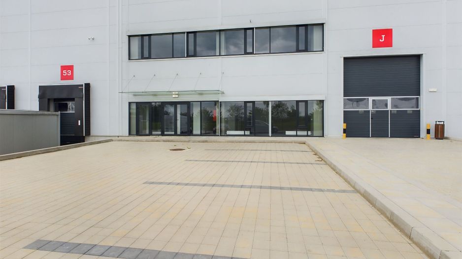 Spatii depozitare clasa A, zona Dragomiresti - Autostrada A1 - Poză 1