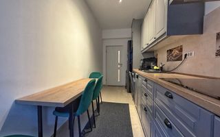 Apartament 3 camere, 80 mp cu parcare inclusa - Padurea Roşu -Militari - Poză 3
