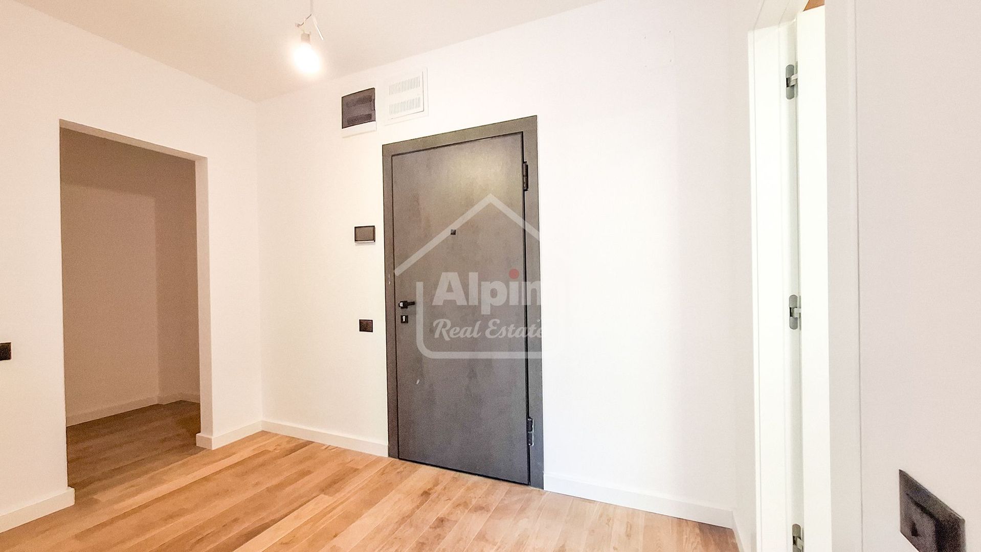 Finisaje Calitative Central - Poză 7