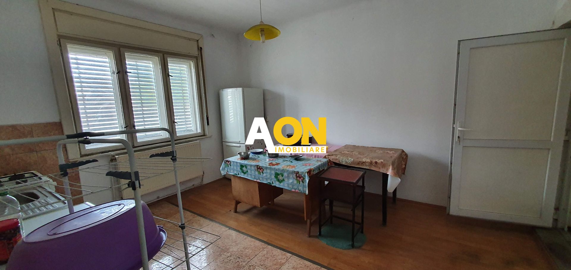 Casa cu 3 camere, 600 mp teren, deschidere la doua strazi, Centru - Poză 7
