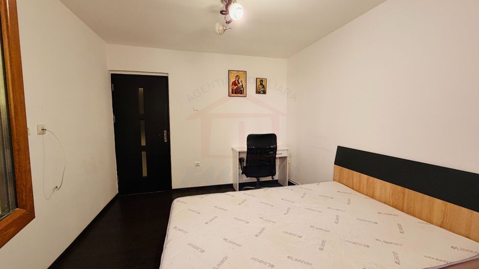 De vanzare apartament cu 2 camere dec. la parter in Galati, Micro 13 - Poză 3