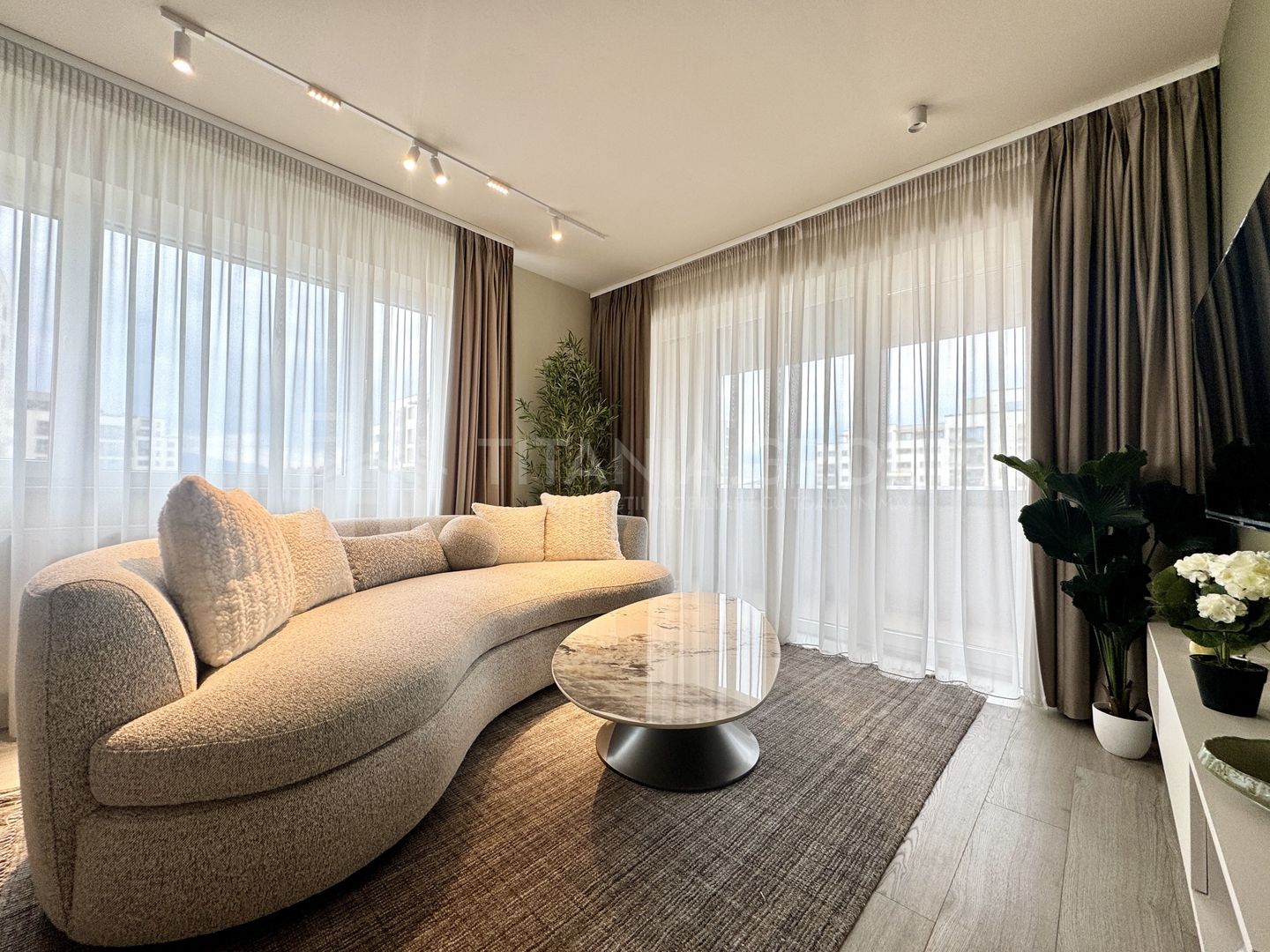 Prima Închiriere - Apartament superb 2 camere, boxă, parcare, Kasper Coresi - Poză 11