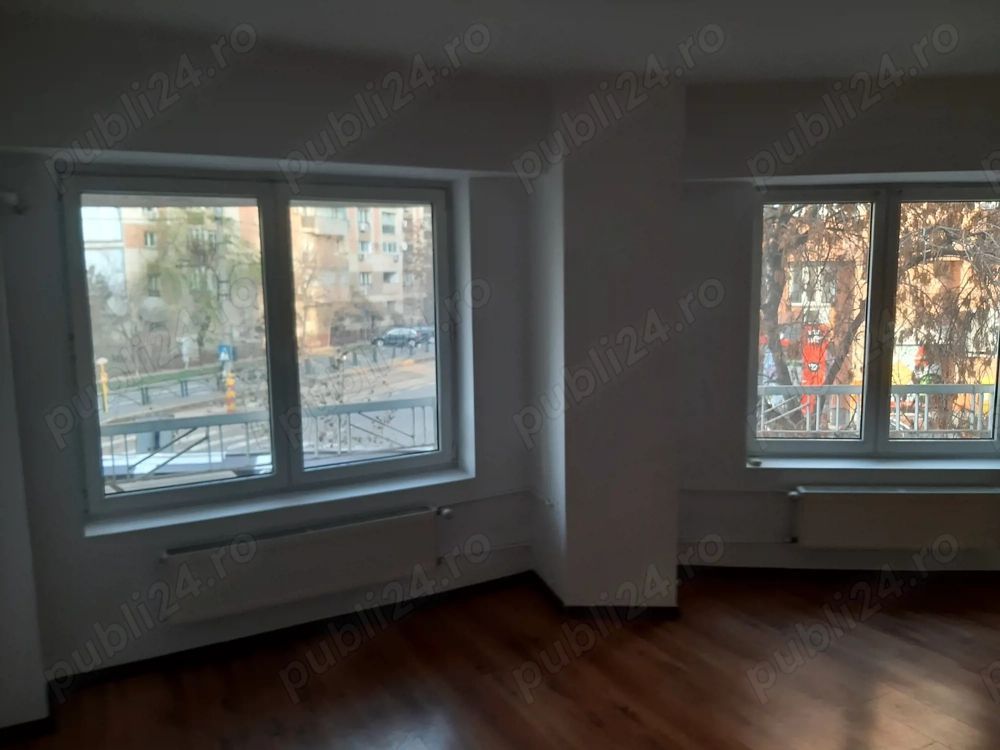 Închiriez apartament 2 camere nemobilat, Piața Muncii, pretabil birou - Poză 2