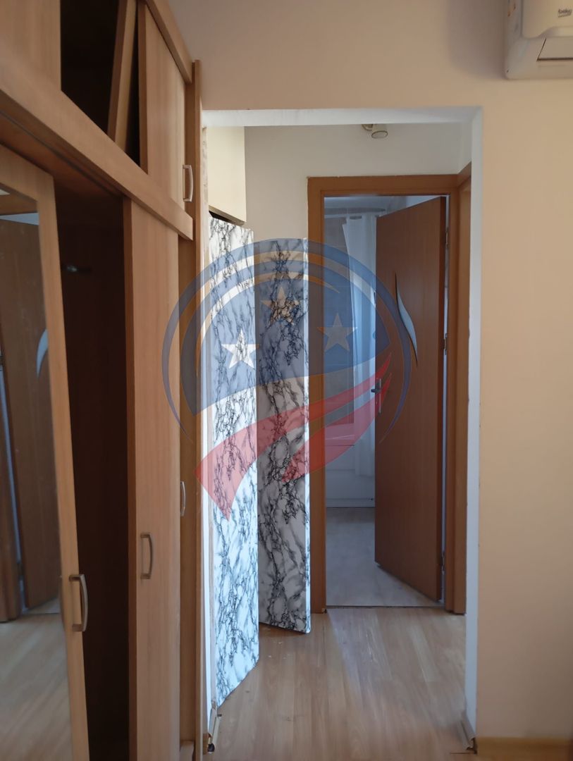 APARTAMENT 2 CAMERE DECOMANDATE - ZONA GARII - Poză 4