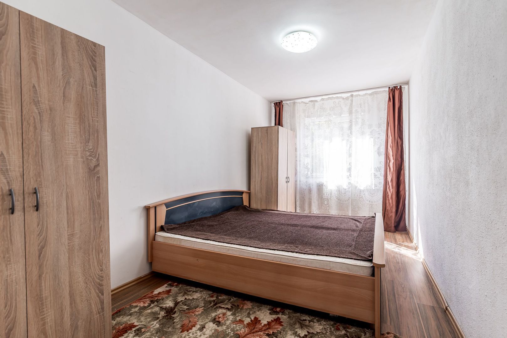 Apartament cu 3 camere, etaj 1 + loc de parcare pe Aleea Predeal - Poză 6