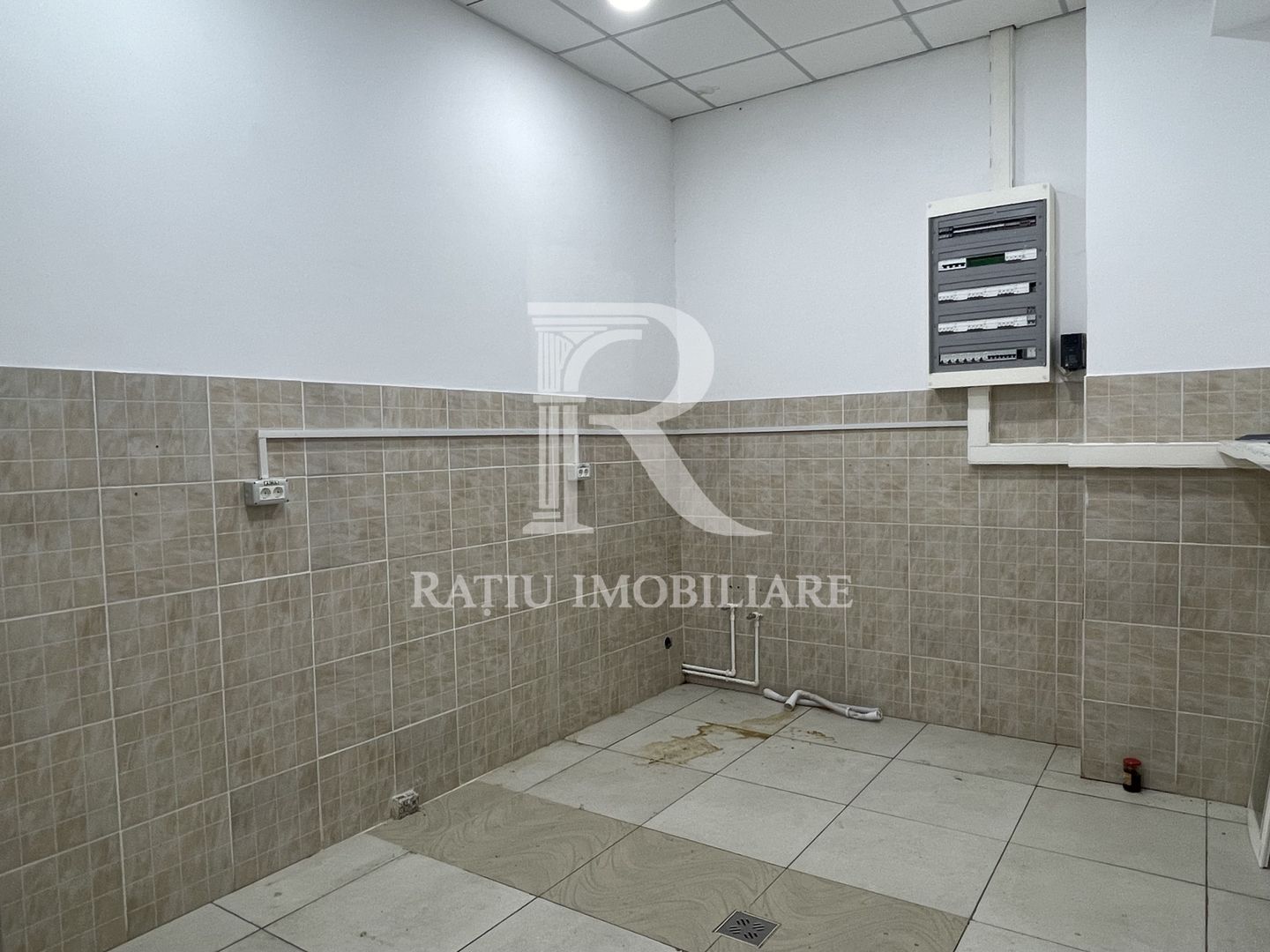 Spațiu comercial central – Aleșd | Ideal investiție | Bihor - Poză 8