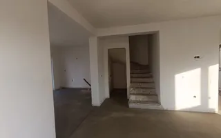 Casă Tip Duplex INDEPENDENTĂ ENERGETIC - Cartier NOU - Poză 13