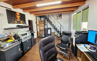 Apartament 4 camere, 2 bai,pretabil pt. birouri, zona ultracentrala - Poză 1