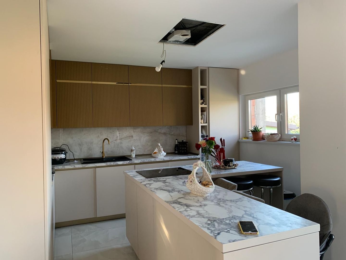 Casa individuala 4 camere  P+1E in Dudestii Noi - Poză 4