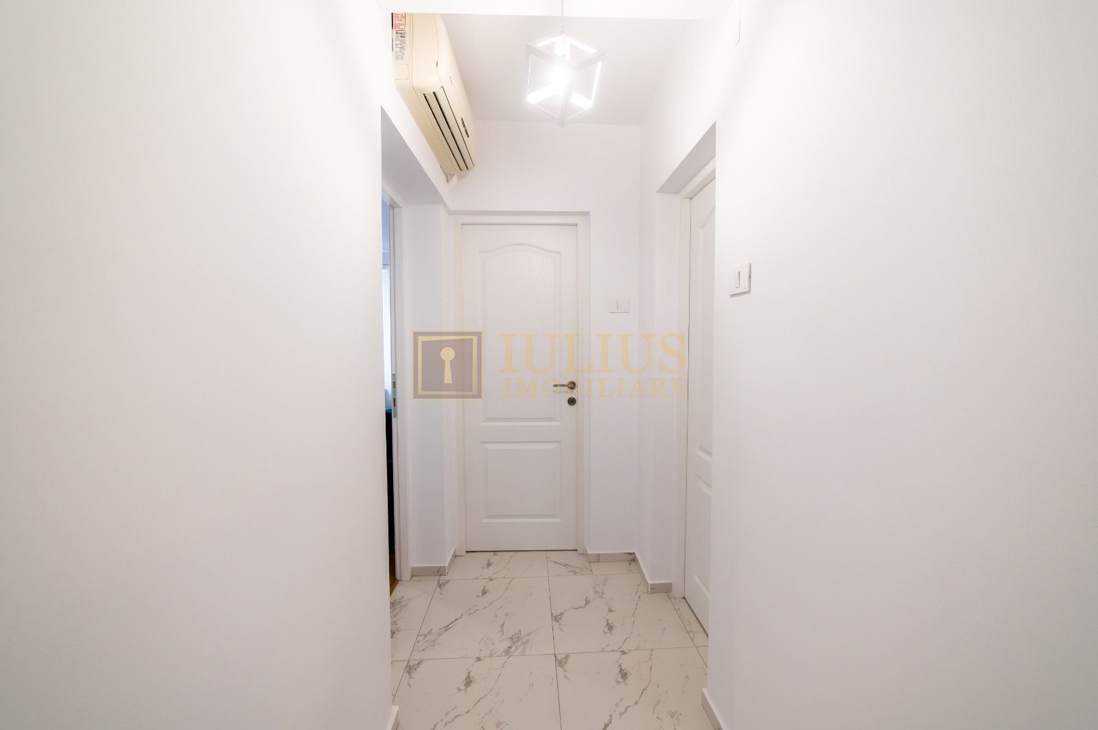 3 camere, apartament superb-70 mp, Iosefin, loc de parcare inclus - Poză 9