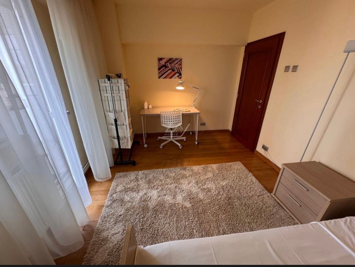 Comision 0. Spatios. Mobilat si utilat complet. - Poză 12