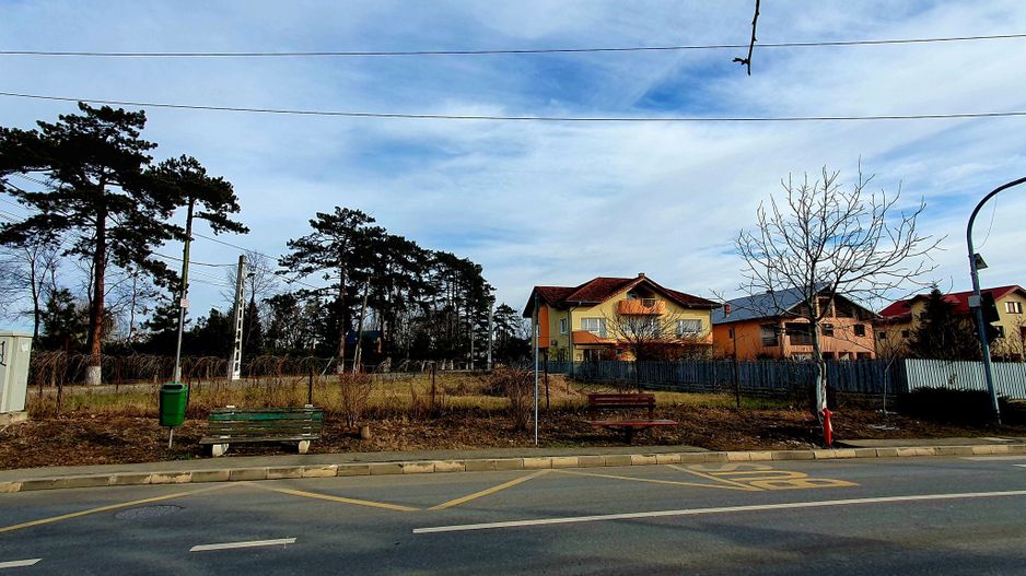 Vânzare teren super interesant în zonă turistică - Poză 3