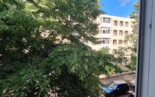 Apartament 3 camere, Zona Dacia   luminos, liniștit, cu vedere spre spațiu verde - Poză 6