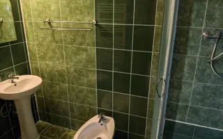 Imobil pretabil activitati diverse: clinica medicala/camin batrani/pensiune - Poză 33